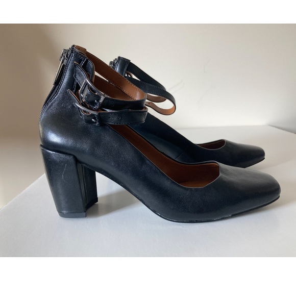 H by Halston Black Regina heels w/ double ankle straps size 6M - Picture 2 of 10